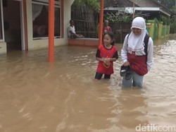 Banjir di Jombang Meluas, Ketinggian Air Capai 50 Cm
