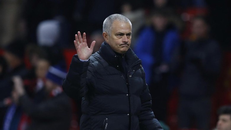 Mourinho Tak Akan Main-Main di Piala FA Mourinho Tak Akan Main-Main di Piala FA