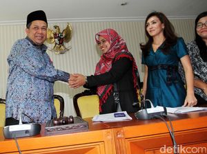 Fahri Hamzah Bertemu BMI Hong Kong yang Adukan Dirinya ke MKD