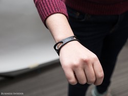 Gelang Ini Bisa Berikan Asupan Kafein Seperti Kopi