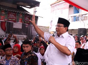 Salami Jemaah, Prabowo Tinggalkan Acara Peringatan Supersemar