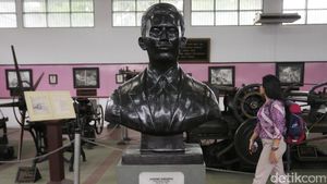 Melihat Mesin Pencetak Uang Jadul di Museum Reksa Artha