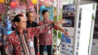 Presdir BCA Tinjau Kompetisi Desain Arsitektur Fasad Bangunan