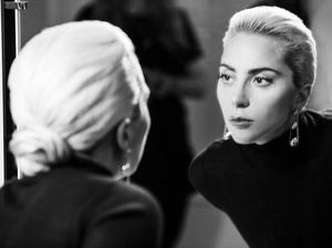 Lady Gaga Hidupkan Kembali Audrey Hepburn di Iklan Tiffany