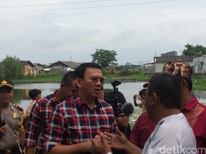 Ahok: Saya Ingin Semua Masyarakat Punya Sertifikat Tanah Ahok: Saya Ingin Semua Masyarakat Punya Sertifikat Tanah