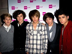 Simon Cowell Menilik Kemungkinan Reuni One Direction