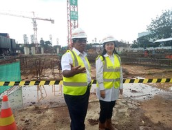 Sumarsono dan Menteri Puan Tinjau Proyek Asian Games DKI 2018