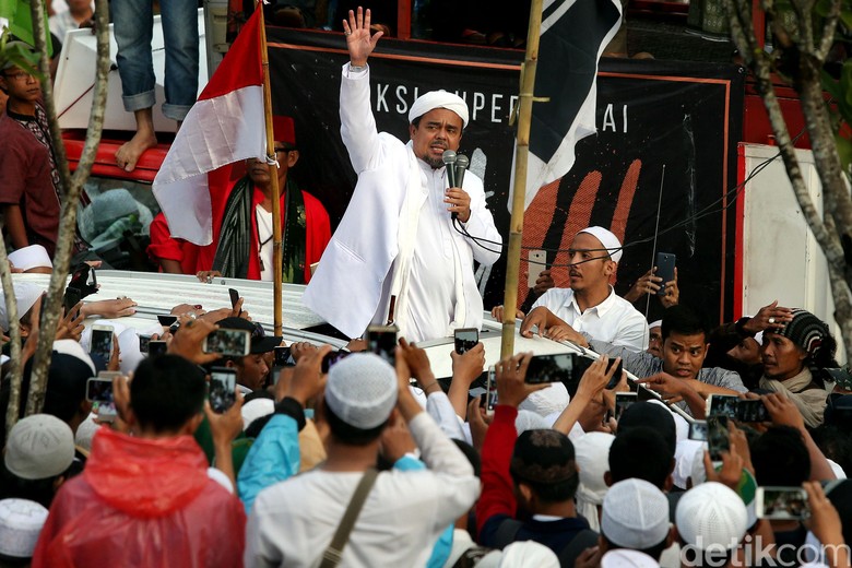 Habib Rizieq akan Bersaksi di Sidang Ahok Selasa Depan