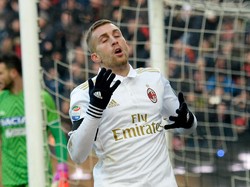 Bursa Transfer Musim Dingin Serie A: Milan Aktif, Juve Berinvestasi