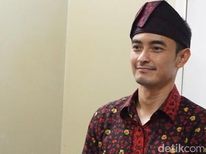 Hormati Proses Hukum di KPK, Zumi Zola akan Tetap Bekerja Hormati Proses Hukum di KPK, Zumi Zola akan Tetap Bekerja