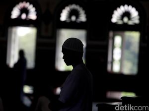 Tata Cara Sholat Dhuha Lengkap: Niat, Waktu, dan Doanya Tata Cara Sholat Dhuha Lengkap: Niat, Waktu, dan Doanya