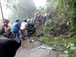 Jalur Gunung Bromo via Tumpang Tertutup Longsor
