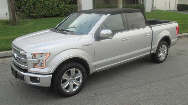 Keren, Mobil Pikap dengan Atap Terbuka