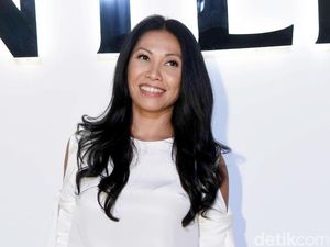 Anggun Bangga Single Terbaru Masuk Tangga Lagu Billboard
