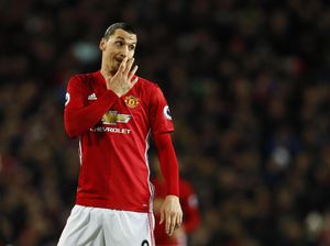 Raiola Munculkan Spekulasi Masa Depan Ibrahimovic, Sebut-Sebut Napoli