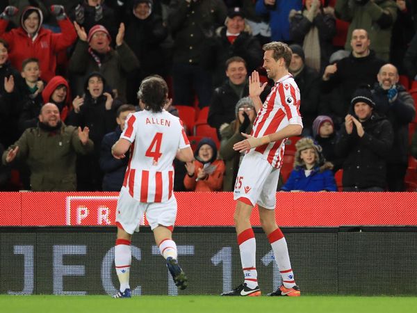 5 Pesepakbola Paling Subur Kepalanya dalam Sejarah Premier League