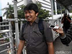 Usai Diperiksa KPK di Kasus Emirsyah, Albert Dicecar 20 Pertanyaan