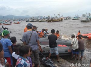 Ombak 3 Meter, Pencarian ABK Kapal Motor Tenggelam Dihentikan