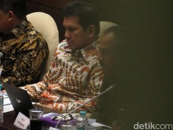 Dipuji Istana, Asman Abnur: Saya Tak Mau Jadi Beban Jokowi