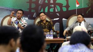 Diskusi Membahas Penyadapan