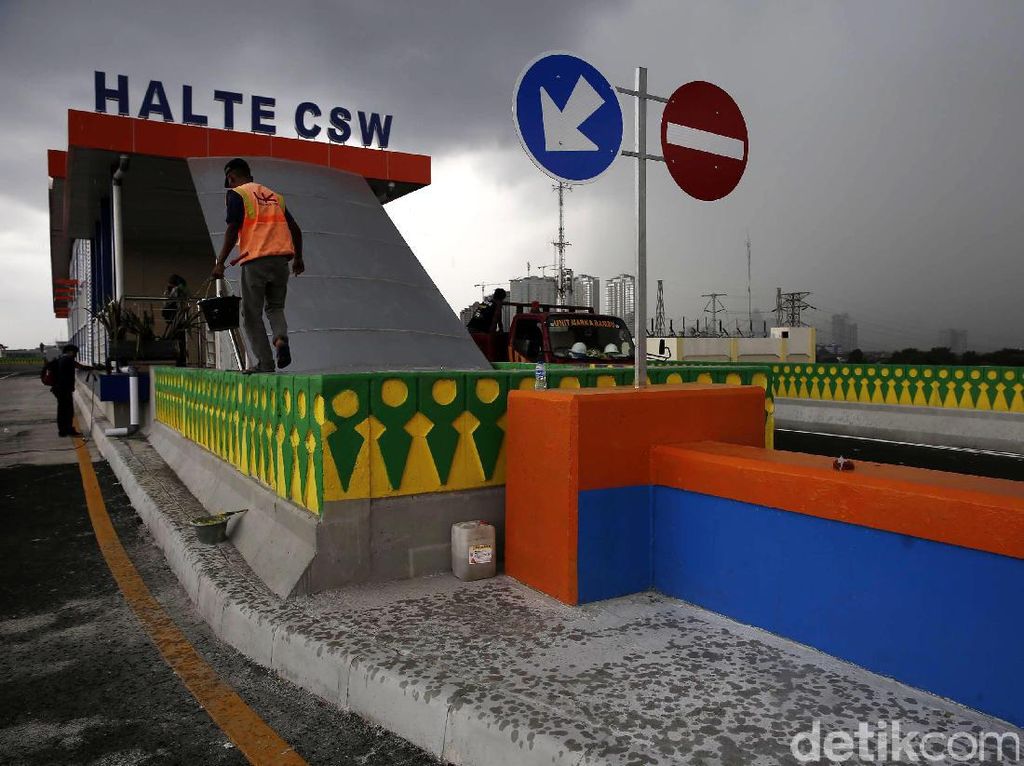 Bangun Skybridge Halte CSW-MRT, Pemprov akan Gandeng Pihak Swasta Bangun Skybridge Halte CSW-MRT, Pemprov akan Gandeng Pihak Swasta
