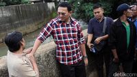 Blusukan ke Lubang Buaya, Ahok Cek Kali