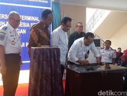 Menhub Resmikan Terminal Bus Ponorogo Jatim