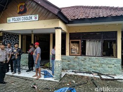 6 Orang Menyerahkan Diri Terkait Perusakan Mapolsek Cisolok