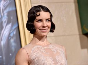 Tolak Isolasi Diri di Rumah, Aktris Evangeline Lilly Dihujat Netizen Tolak Isolasi Diri di Rumah, Aktris Evangeline Lilly Dihujat Netizen