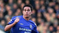 Lampard bergabung dengan Chelsea pada 2001–2014. Selama berseragam The Blues, Lampard bermain sebanyak 429 kali. Mark Thompson/Getty Images/detikFoto.