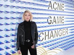 Wajah Berjerawat, Aktris Amerika Ini Pernah Tak Mau Keluar Rumah