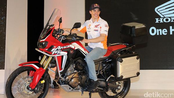 Gagahnya Marc Marquez di Atas Africa Twin