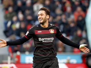 Montella Kenal Betul Calhanoglu Montella Kenal Betul Calhanoglu