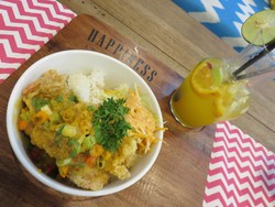 Di Jagakarsa, Ada Rice Bowl Udang Hingga Bebek Asap yang Enak