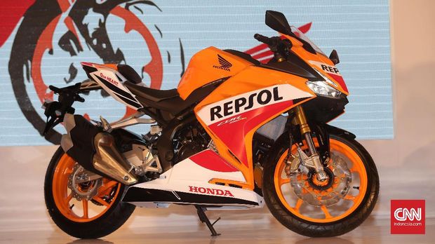 Loyalis CBR250RR dan R25 Akur Bincang Keselamatan Berkendara