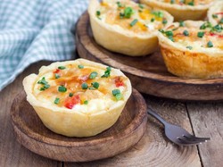 Mau Bikin Pizza Quiche untuk Bekal Anak? Ikuti 4 Langkah Ini