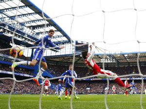 Wenger Sebut Gol Pertama Chelsea 100% Foul