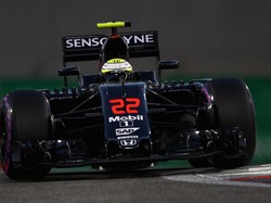 Era Baru McLaren: Lepaskan Nama MP4 untuk Jet Daratnya