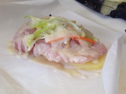 Ikan Kakap Merah Dimasak dengan Vin-Blanc dalam Balutan Kertas