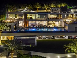 Mengintip Garasi Mansion Paling Mahal di Amerika yang Bikin Ngiler