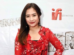 Foto Bareng Rassya, Prilly Latuconsina Bantah Bermesraan