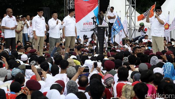 Prabowo Hadiri Kampanye Akbar Anies-Sandi