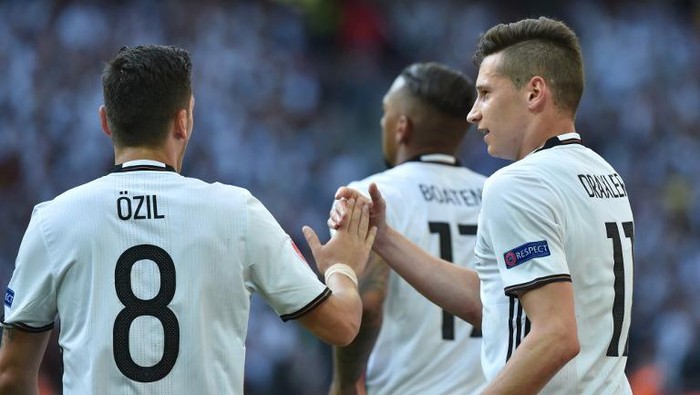 Oezil, Draxler, dan Gomez Absen Lawan Inggris