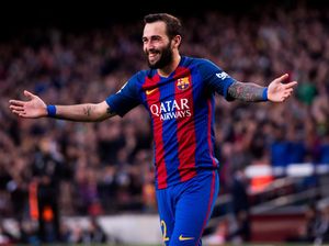 Vidal Absen Lama, Barca Bakal Cari Bek Kanan Baru