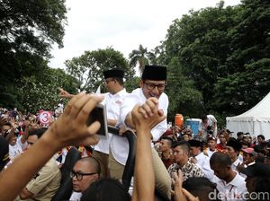 Jelang Debat Ketiga, Anies-Sandi Diskusi dengan Pakar dan Aktivis
