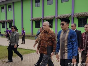 Dubes AS Semangati Santri di Banten untuk Belajar ke Amerika Dubes AS Semangati Santri di Banten untuk Belajar ke Amerika