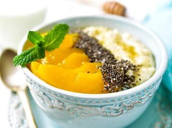 Biji Chia Dimakan dengan Madu Bisa Bantu Turunkan Berat Badan