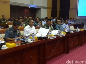 Bahas Program Kerja, Panglima TNI dan Menhan Rapat dengan DPR