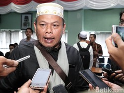 Pengacara Habib Rizieq Dampingi Al-Khaththath agar Kasus Disetop