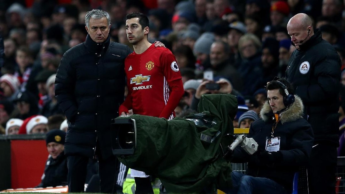 Henrikh Mkhitaryan bisa jadi akan dijual Manchester United. (Foto: Jan Kruger/Getty Images)